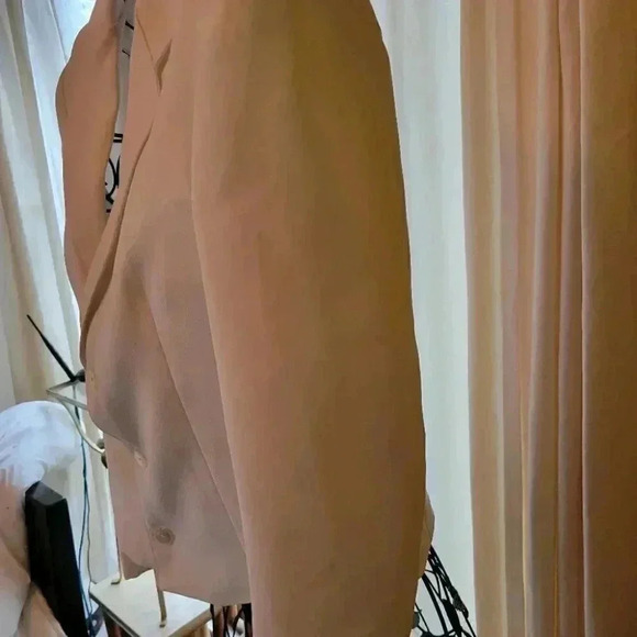 Smart White Summer Weight Jacket 3 Button Blazer Summer Dining Out - Picture 3 of 7